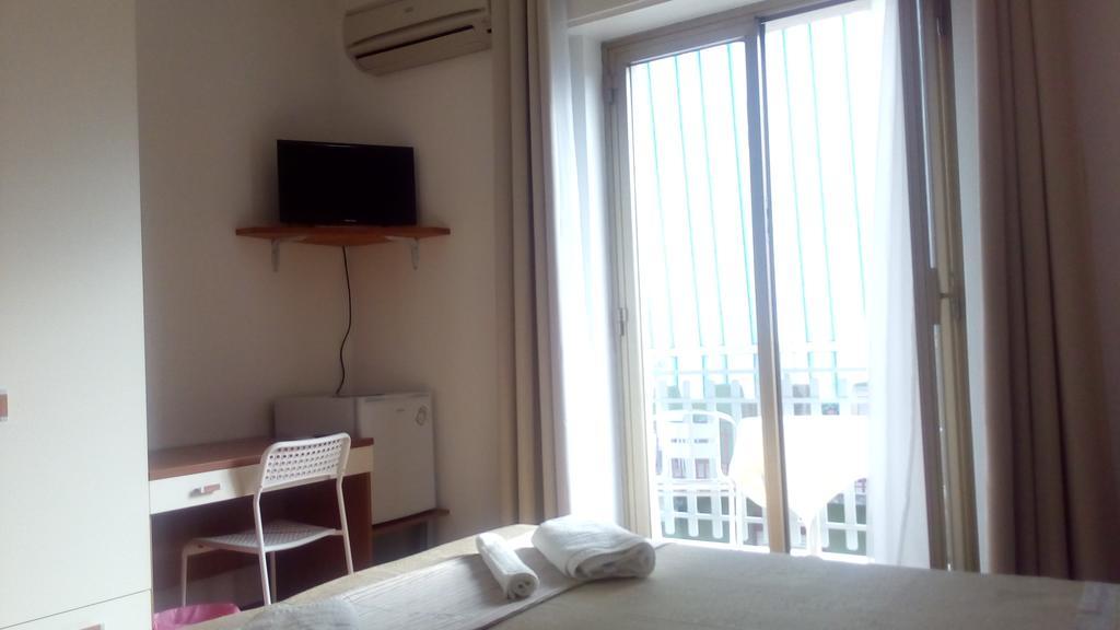 גיארדיני נאקסוס B&B Mimosa מראה חיצוני תמונה